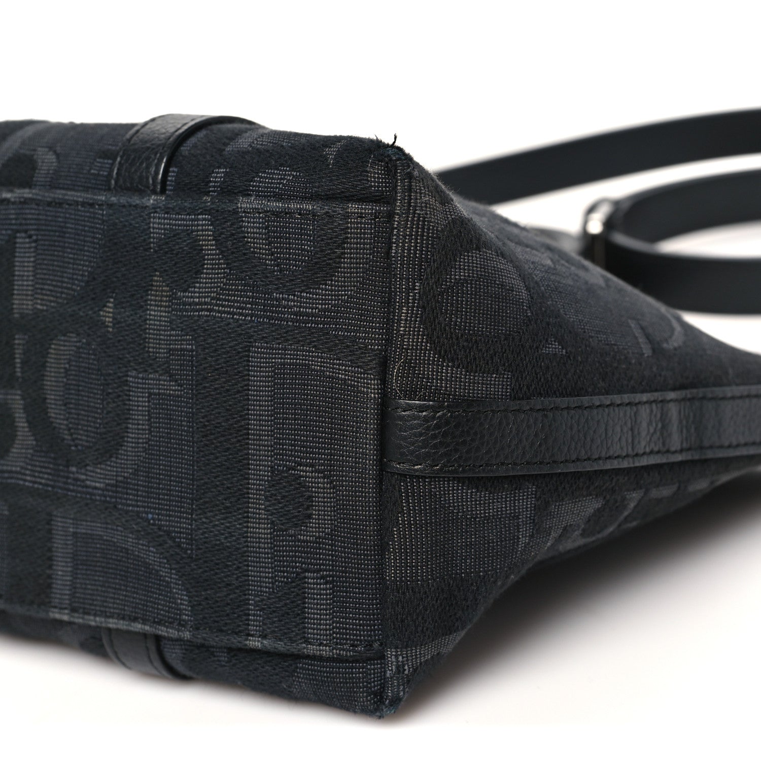 Christian Dior Maxi Oblique Jacquard Weekender 25 Black