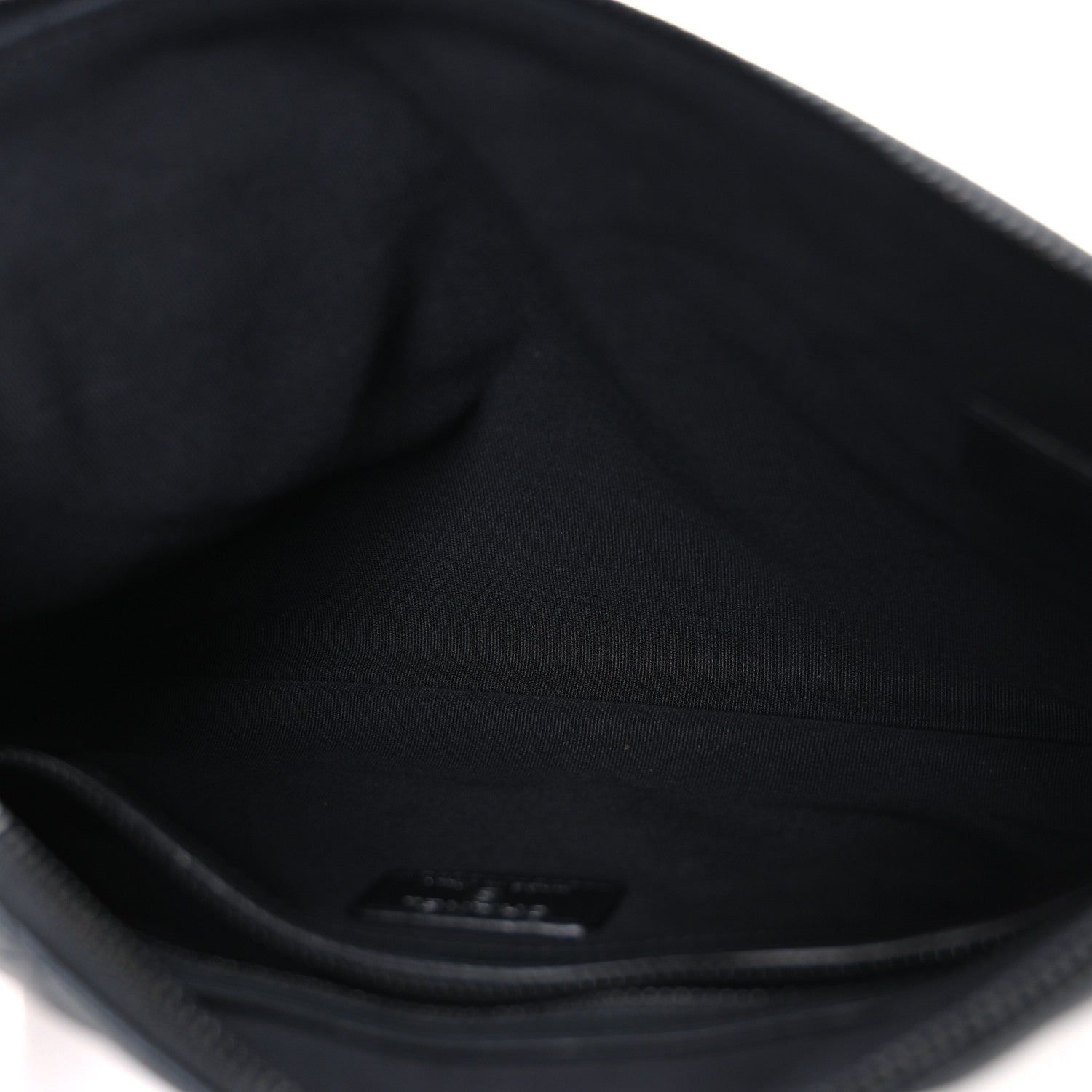 Pearly Lambskin Quilted Medium Cosmetic Case So Black