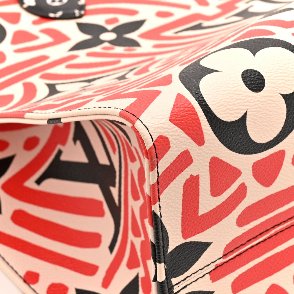Louis Vuitton Monogram Giant Crafty Onthego GM Creme Rouge Black