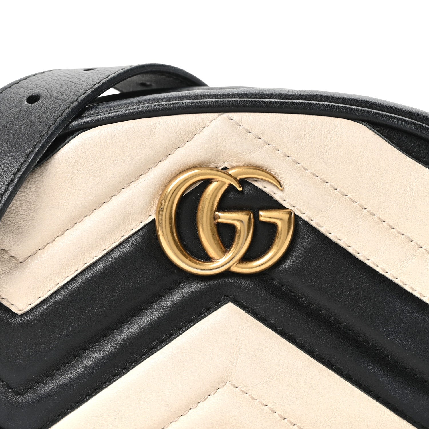 Gucci Calfskin Matelasse GG Marmont Belt Bag 85 34 Black White