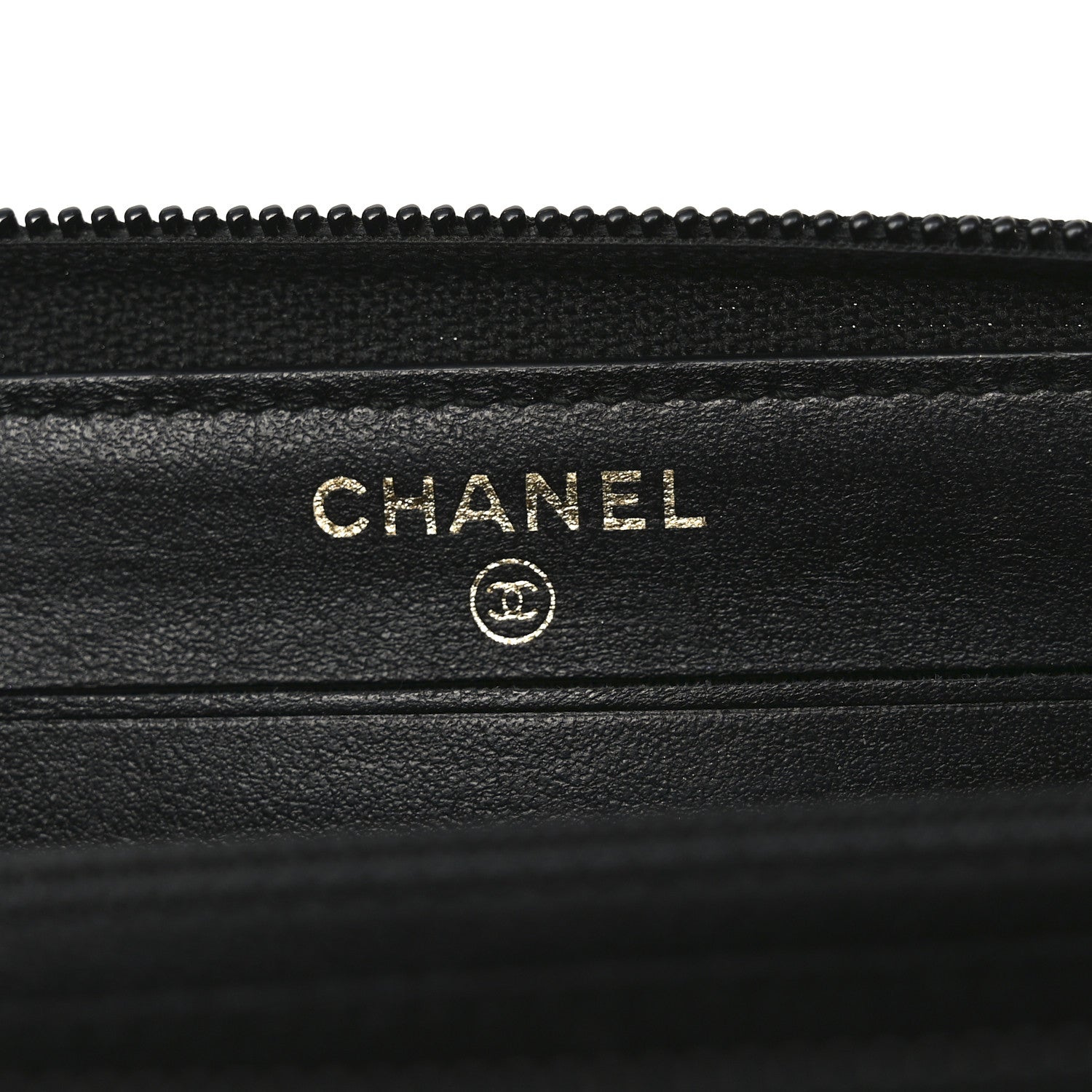 Caviar Quilted Small Boy Zip Around Wallet Black