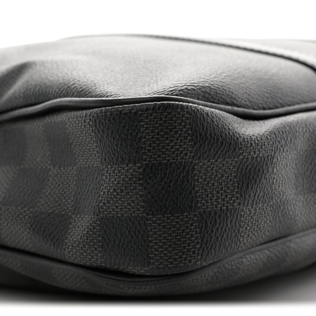 Louis Vuitton Damier Graphite Porte Documents Voyage PM