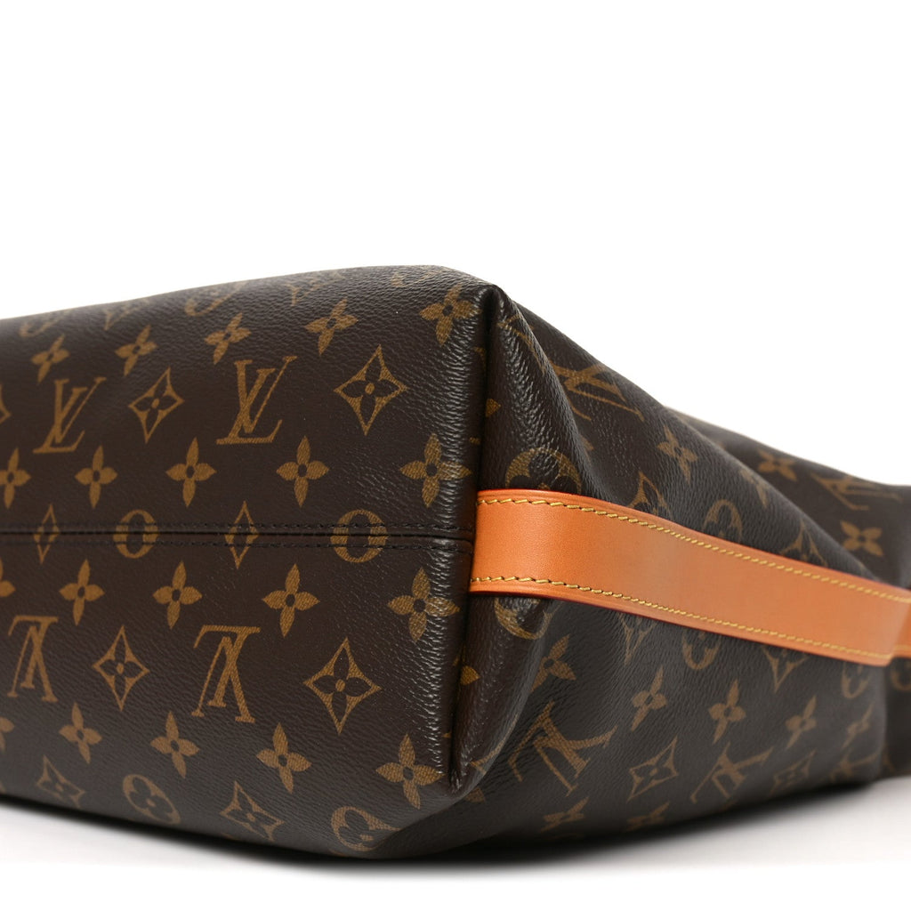 Louis Vuitton Monogram Vagabond Hobo