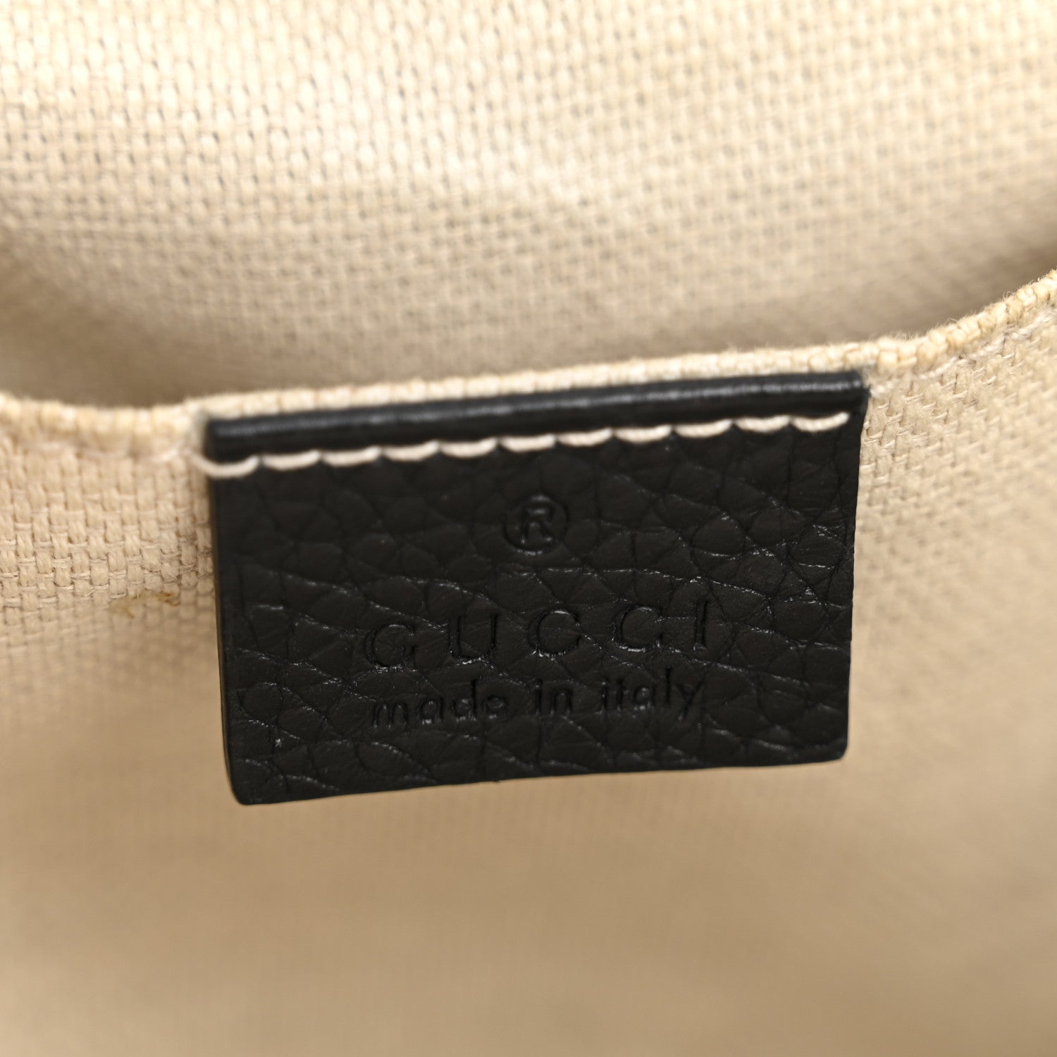 Gucci Pebbled Calfskin Small Soho Disco Bag Black