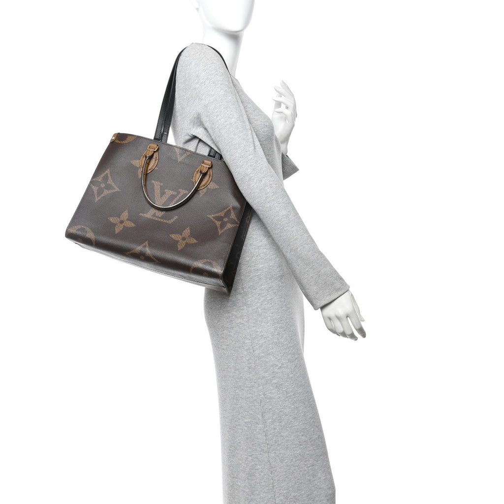 Louis Vuitton Reverse Monogram Giant Onthego MM