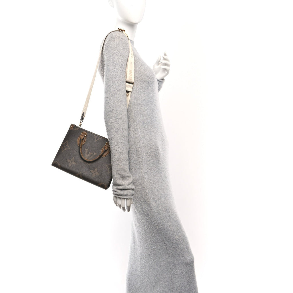 Louis Vuitton Reverse Monogram Giant Onthego PM