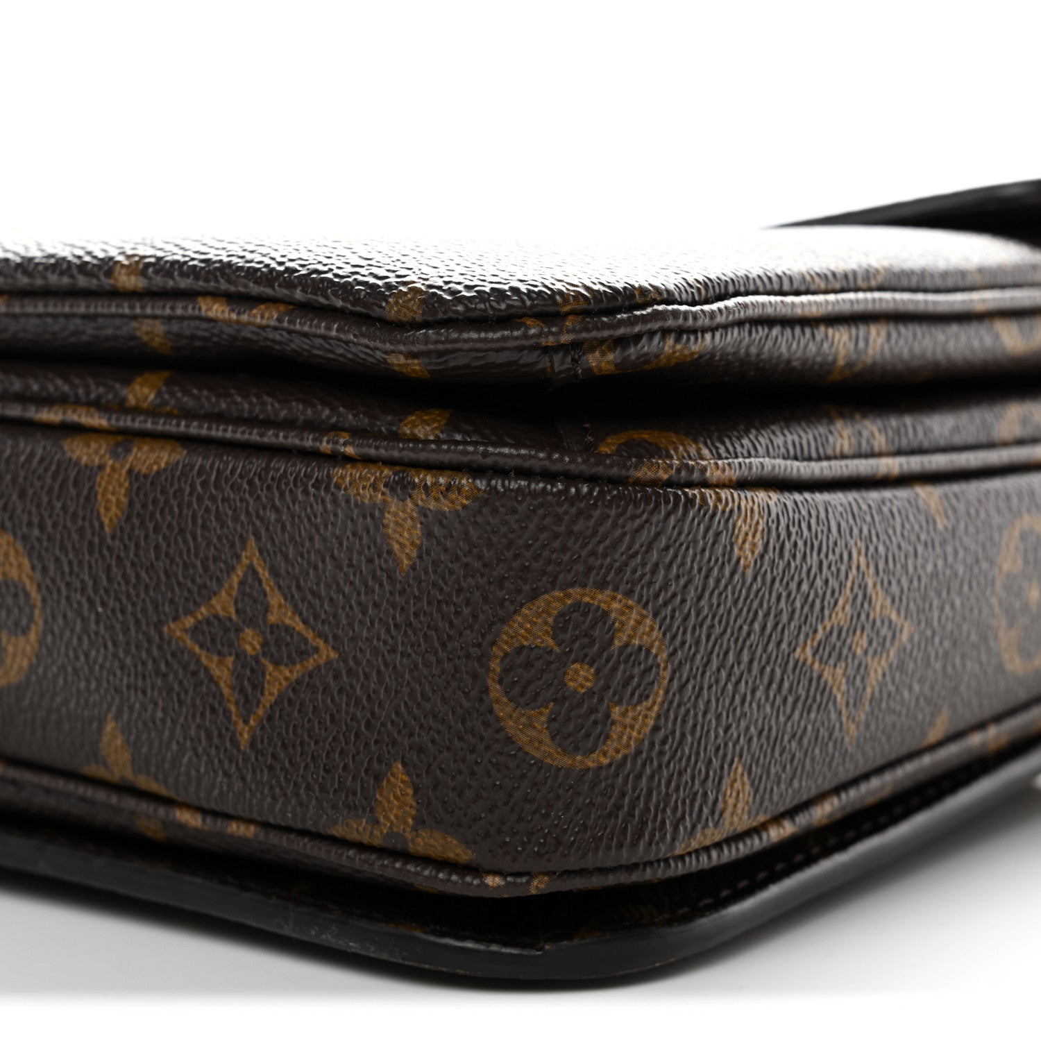 Louis Vuitton Monogram Pochette Metis