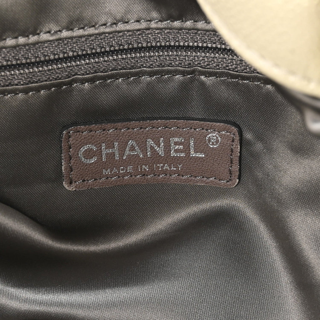 Chanel Glazed Caviar Reissue Double Pocket In the City Tote White