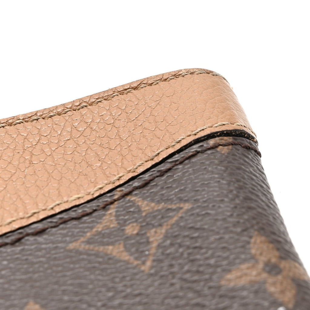 Louis Vuitton Monogram Daily Pouch Sesame