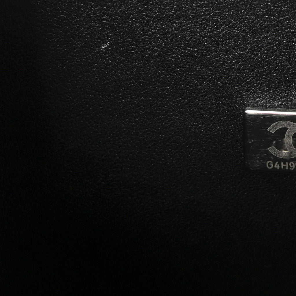 Chanel Caviar Quilted Medium Boy Flap Black