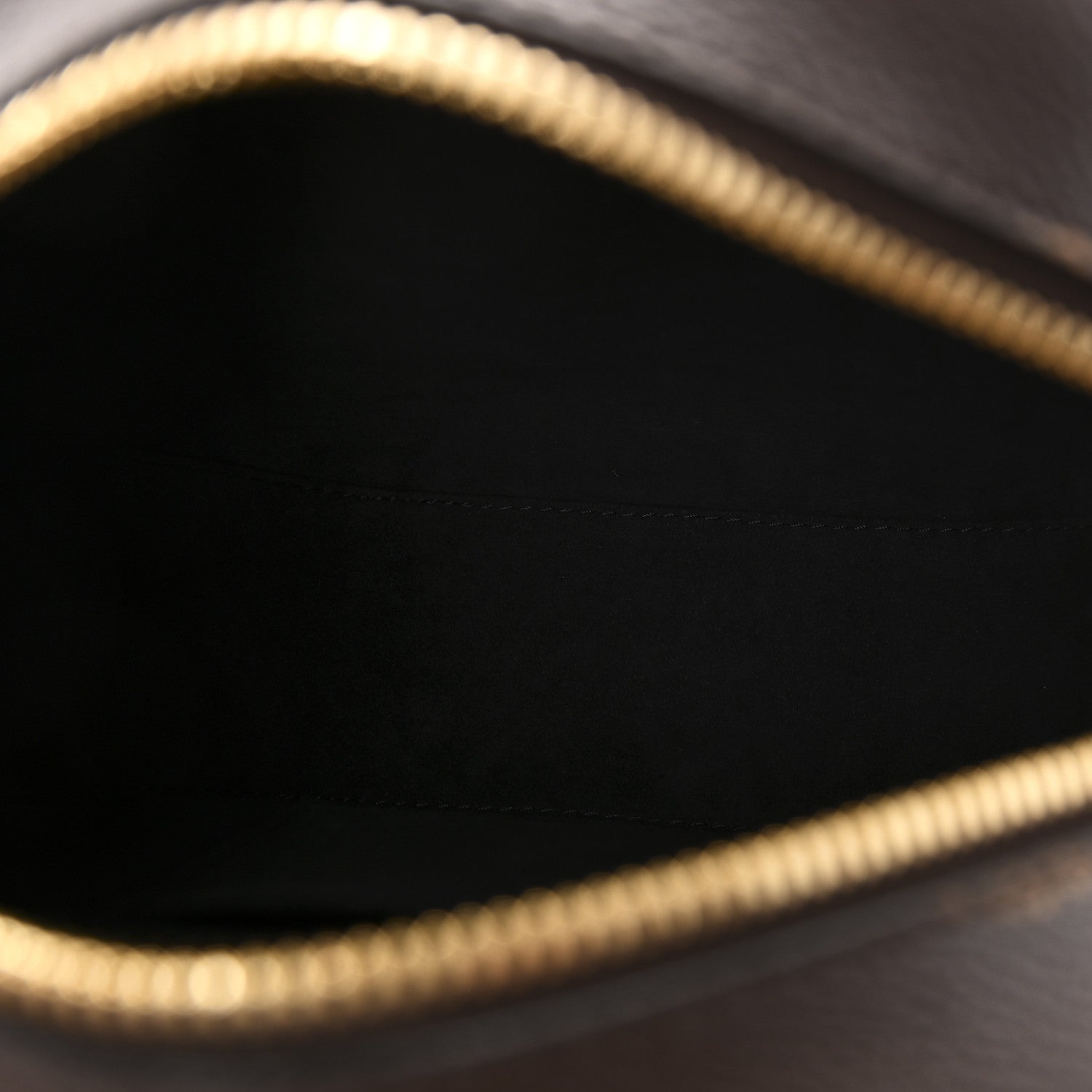 Louis Vuitton Reverse Monogram Giant Boite Chapeau Souple