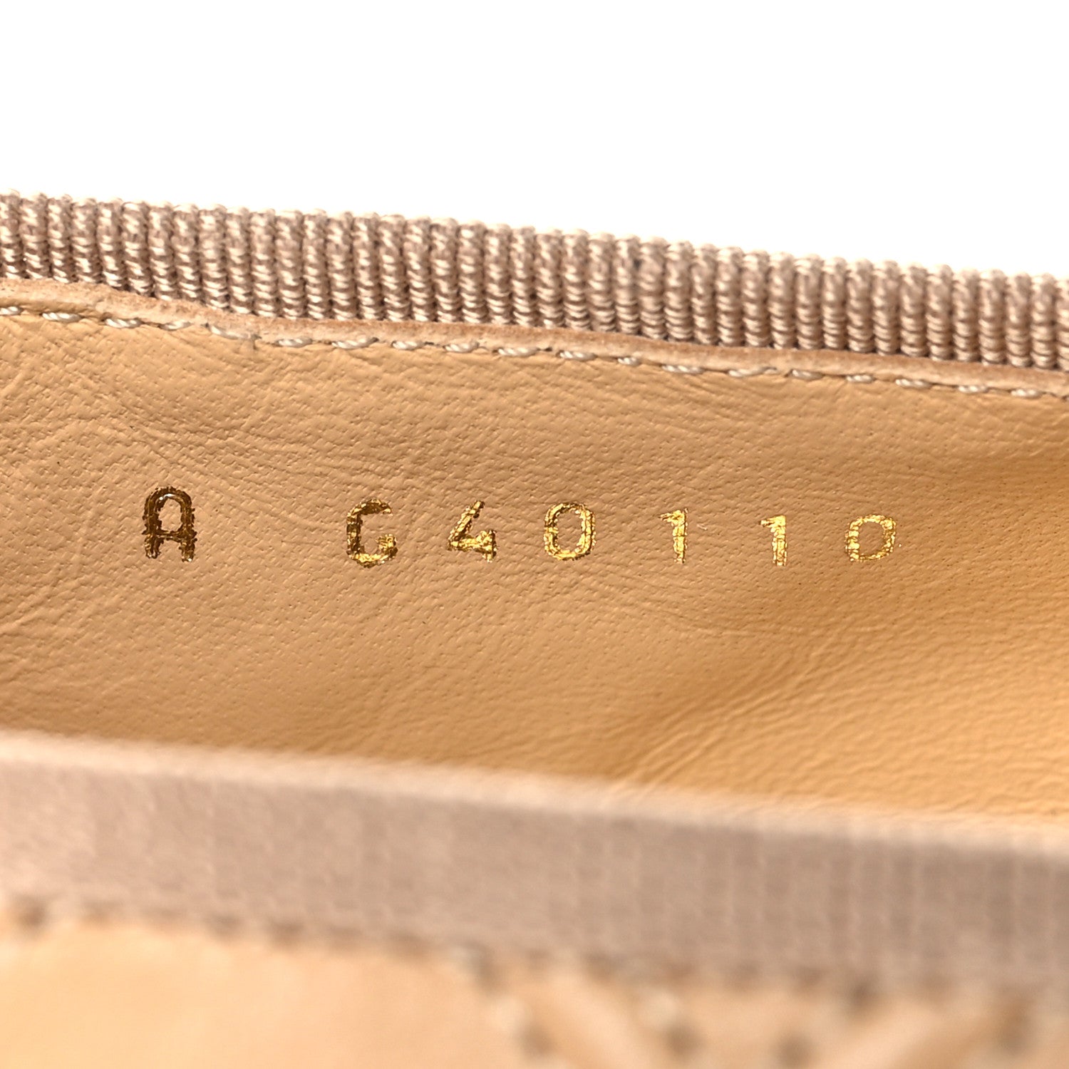 Lambskin Patent Double Stitched CC Cap Toe Ballerina Flats 39.5 Beige Black