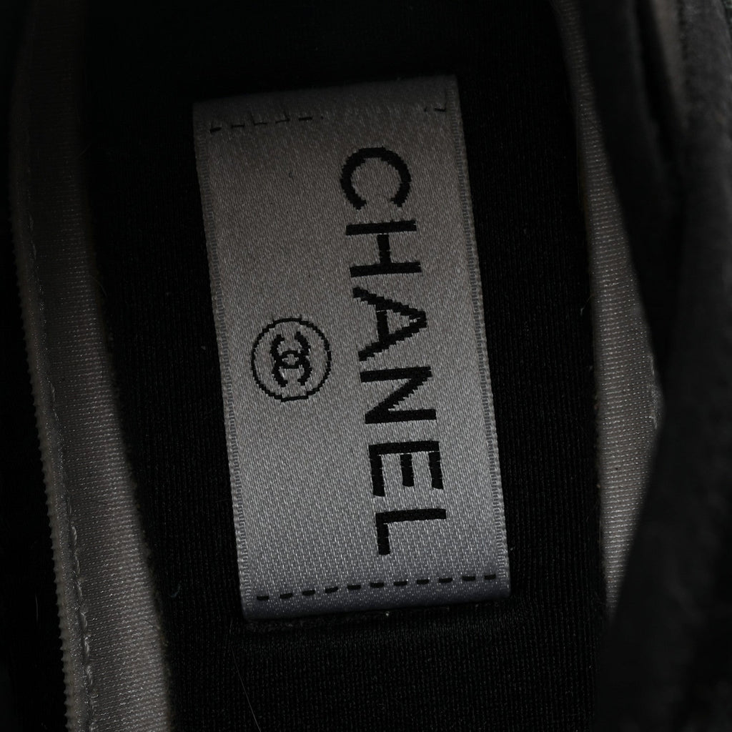 Chanel Velvet Calfskin Mixed Fibers CC Sneakers 36.5 Black