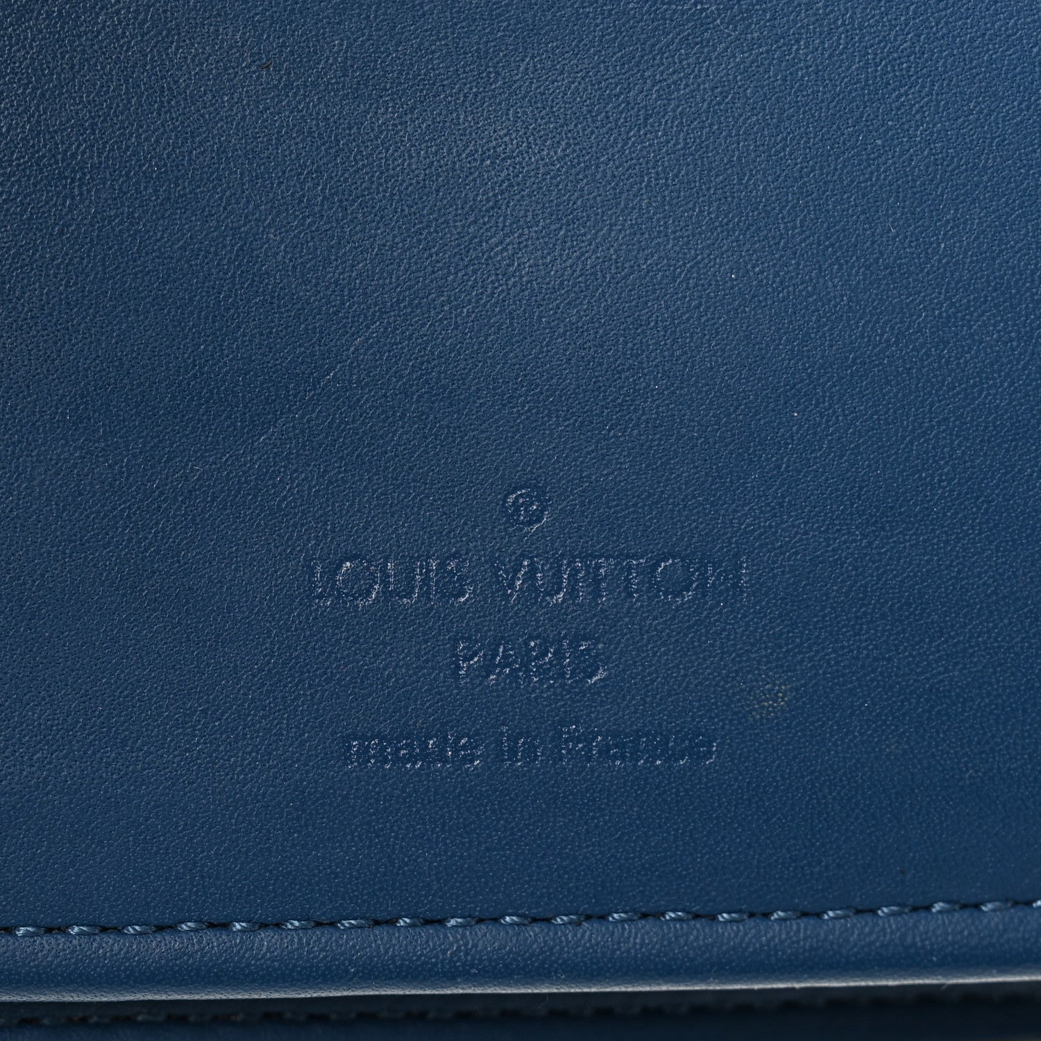 Louis Vuitton Damier Graphite Brazza Wallet Bleu Neon