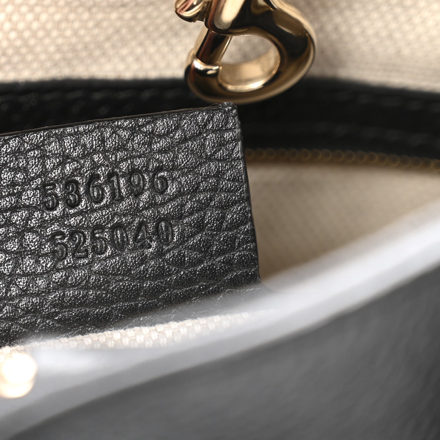 Gucci Pebbled Calfskin Medium Soho Chain Shoulder Bag Black