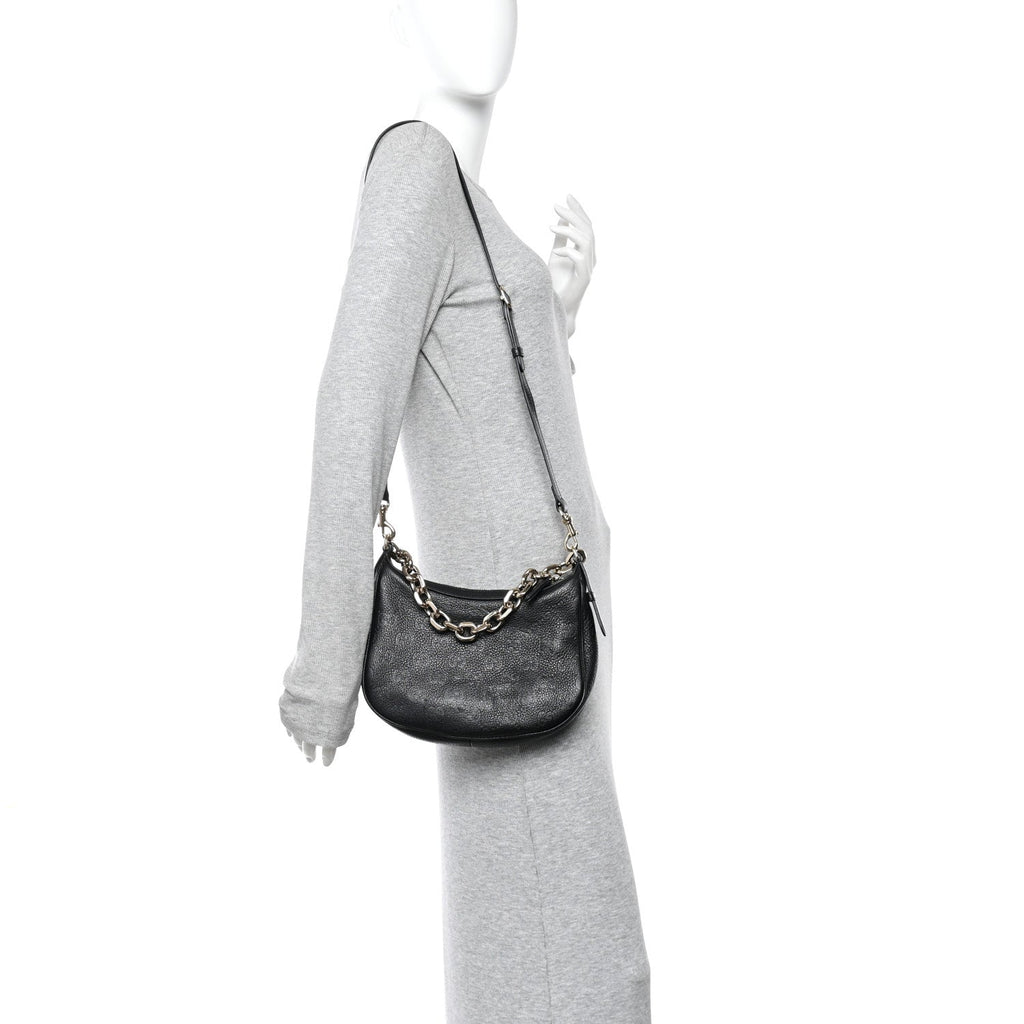 Gucci GG Grainy Calfskin Emblem Small Half Moon Shoulder Bag Black