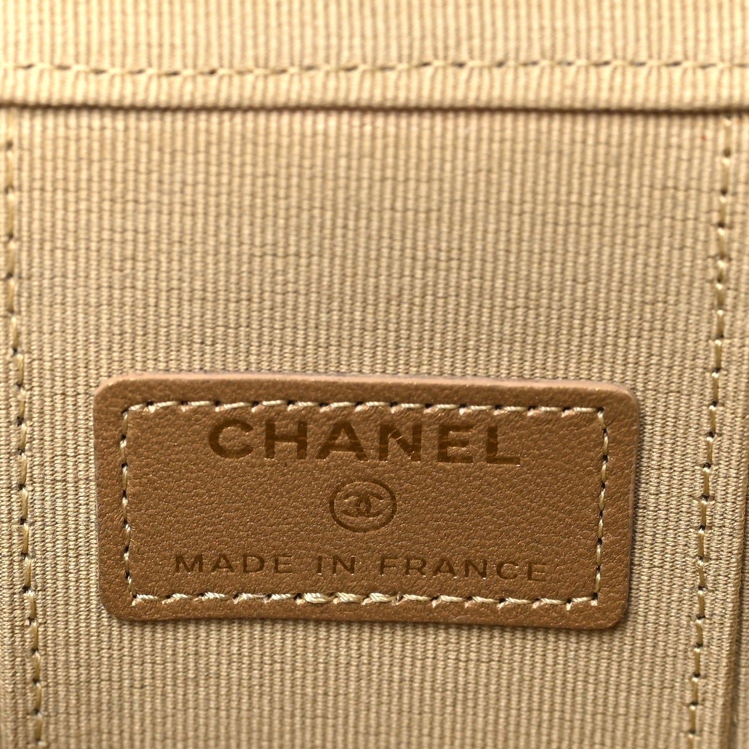 Chanel Lambskin Quilted Pearl Crush Mini Vanity Case With Chain Light Green