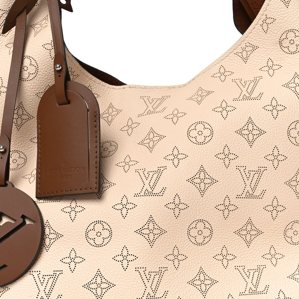 Louis Vuitton Mahina Carmel Hobo Creme