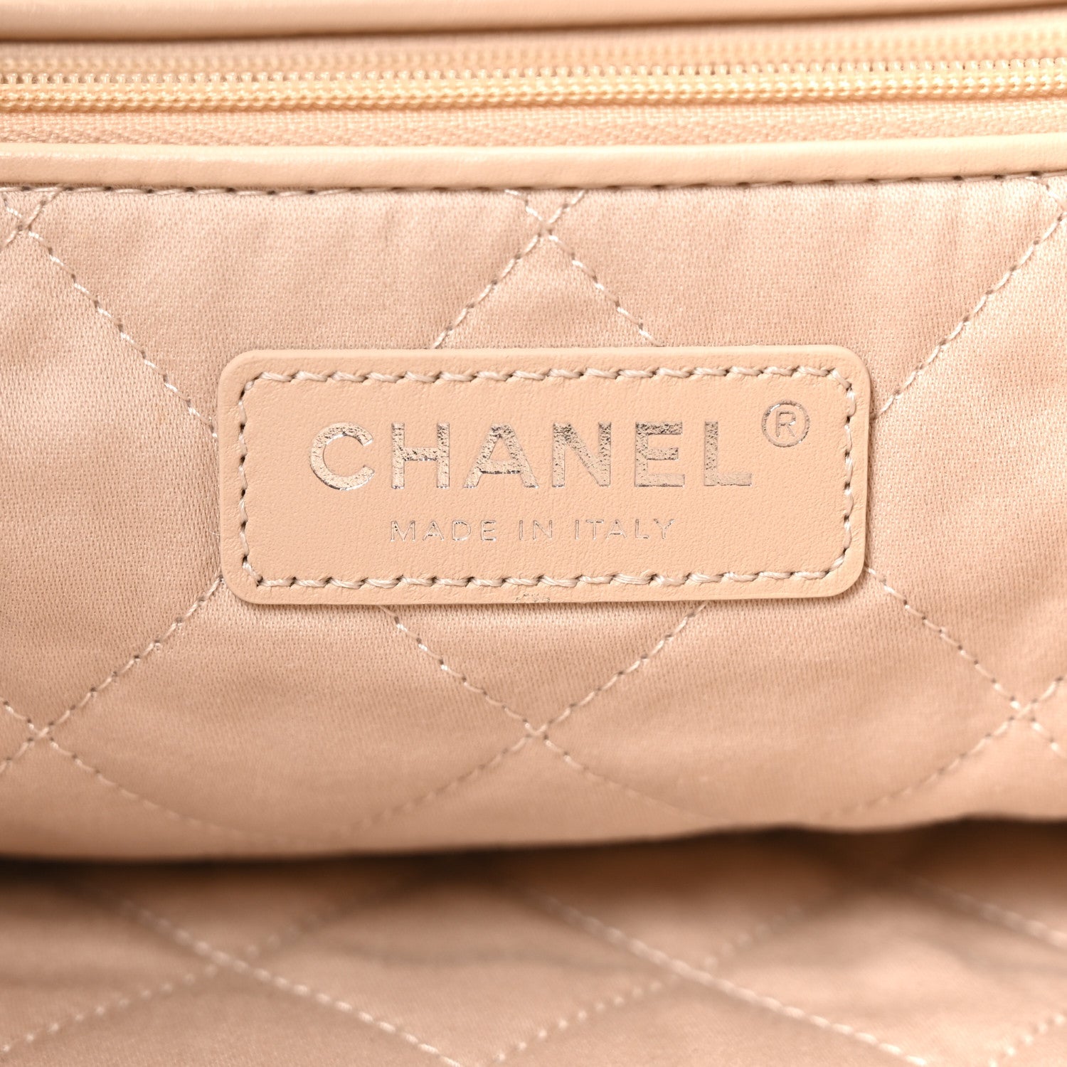 Chanel Shiny Calfskin Quilted Small Chanel 22 Ecru