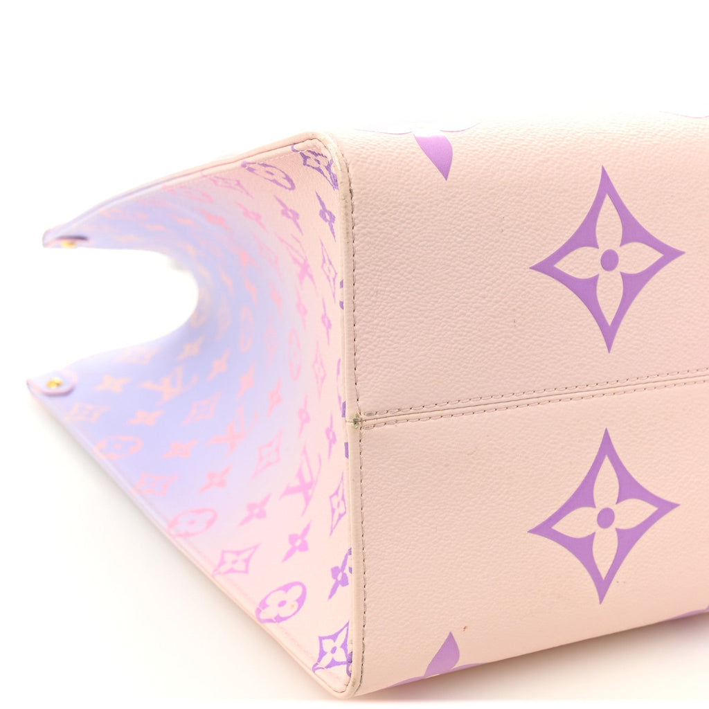 Louis Vuitton Monogram Giant Spring In The City Onthego GM Sunrise Pastel
