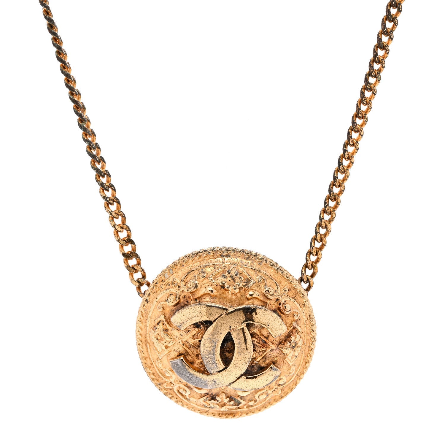 Metal CC Round Pendant Necklace Gold