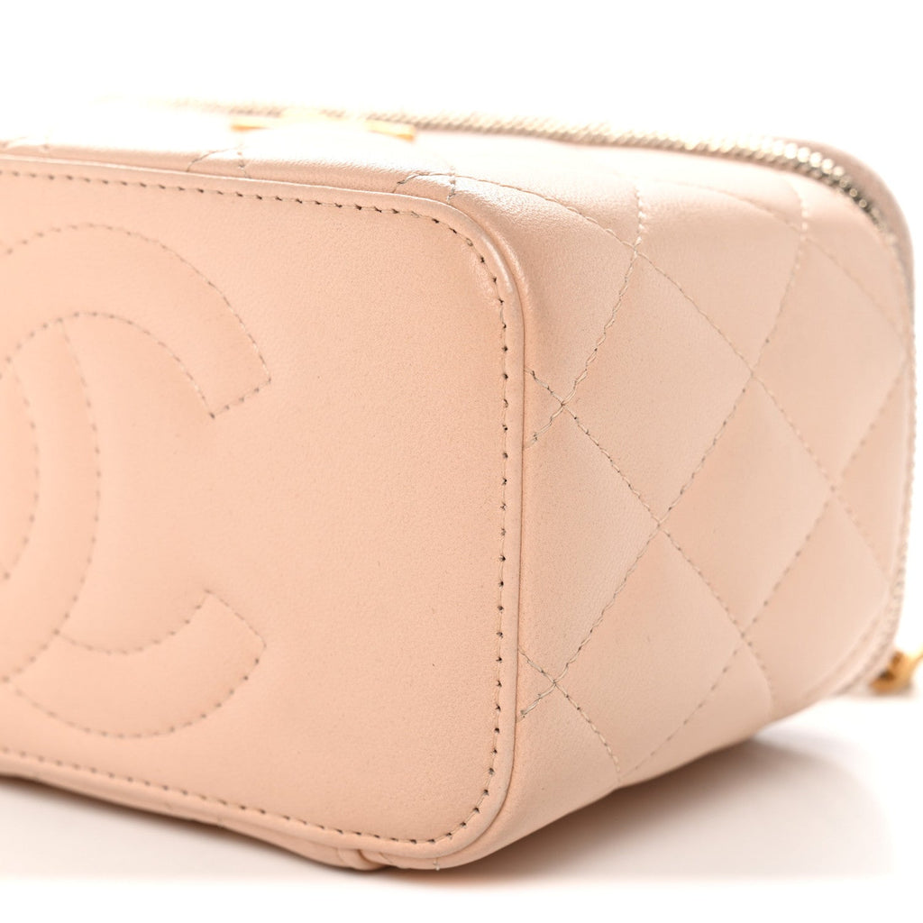 Chanel Lambskin Quilted Sweet Camellia Small Vanity Case With Chain Pink