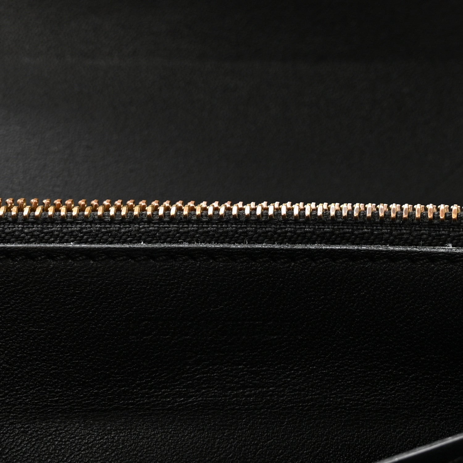 Louis Vuitton Monogram Cuir Plume Very Wallet Black