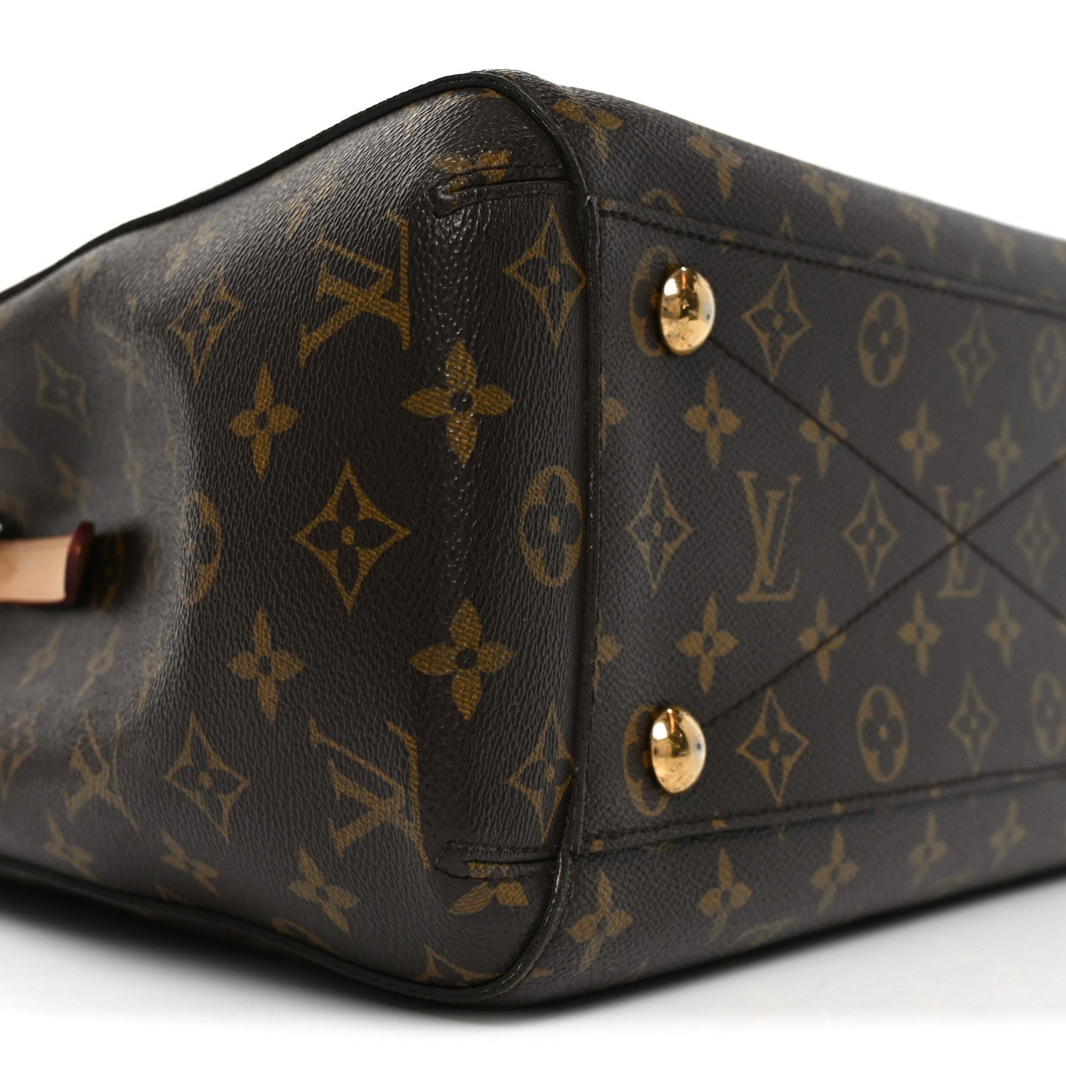 Louis Vuitton Monogram Montaigne MM
