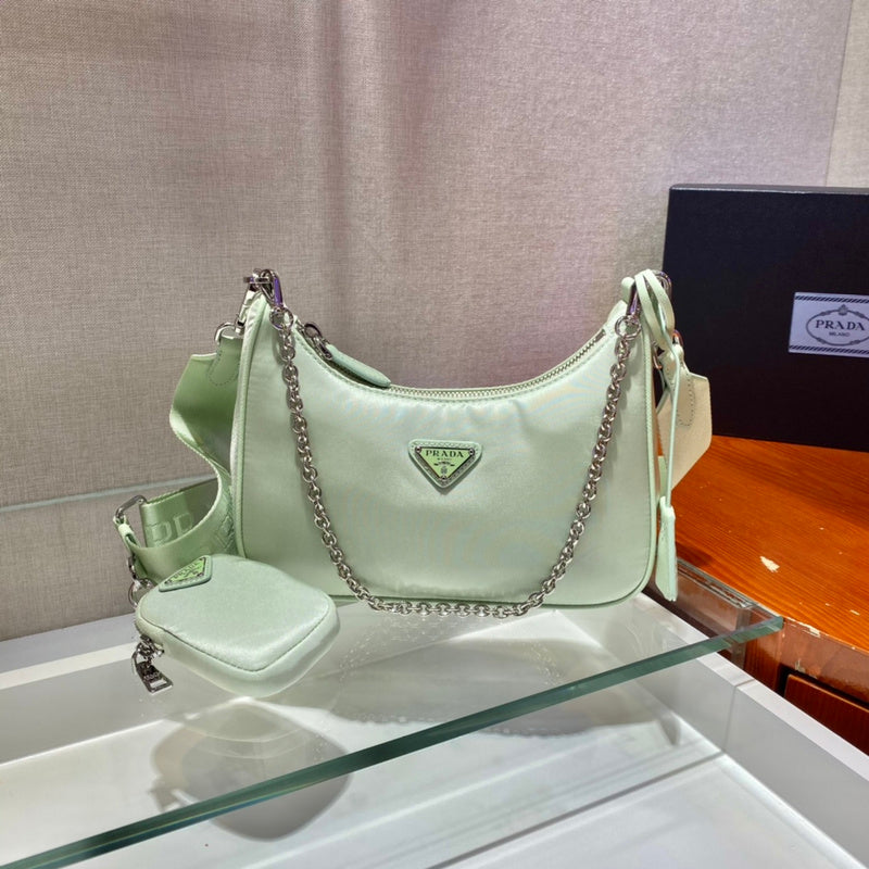 Prada Bags - 7106