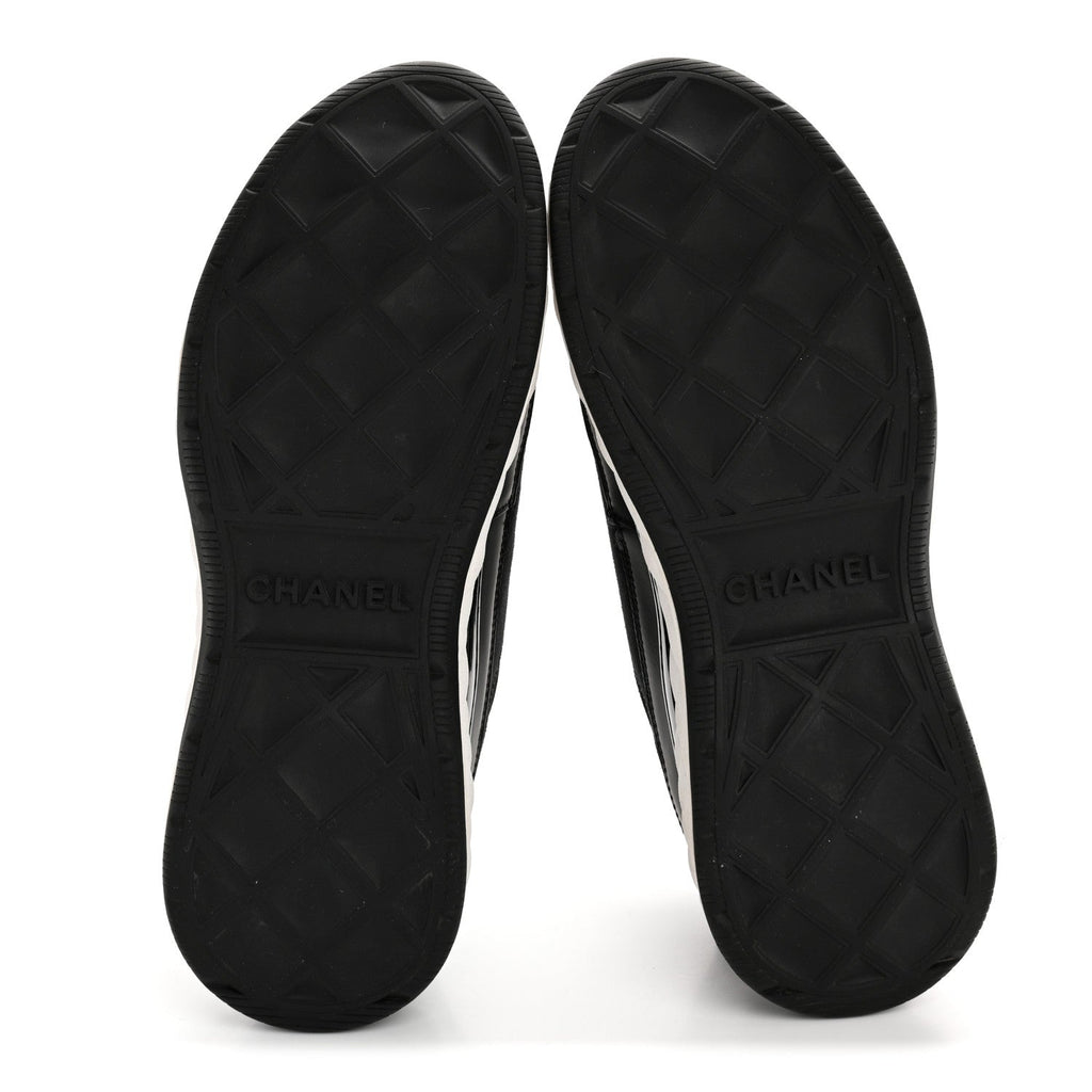 Chanel Velvet Calfskin Mixed Fibers CC Sneakers 38 Black