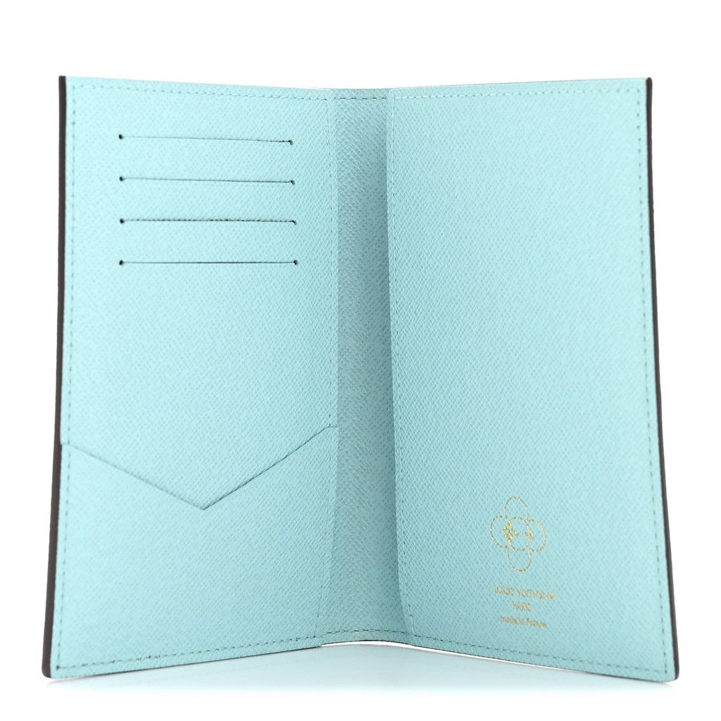 Louis Vuitton Monogram 2025 Christmas Animation Passport Cover Azur Frost
