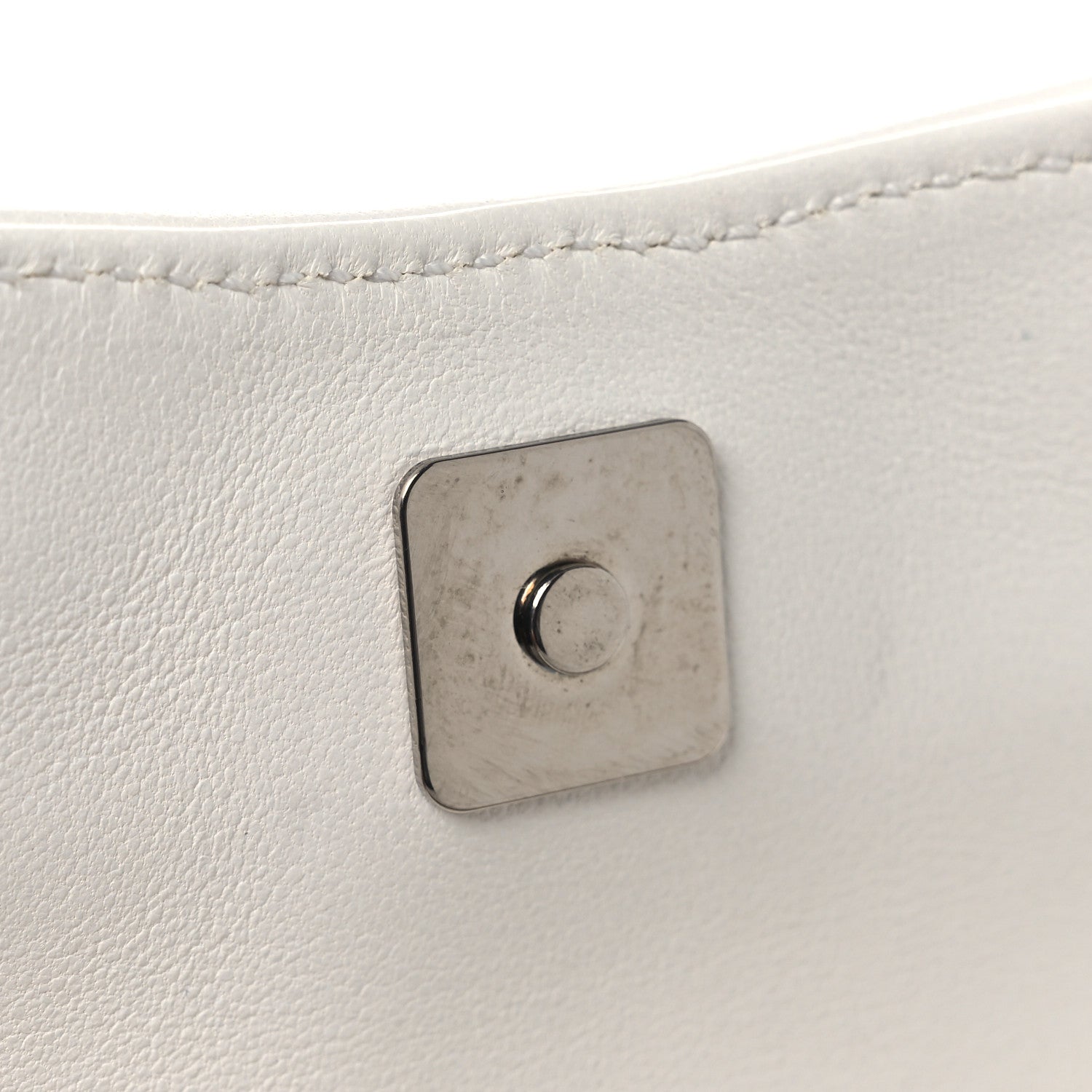 Gucci Nappa Vertical Matelasse Small Maxi Horsebit Chain Shoulder Bag Great White