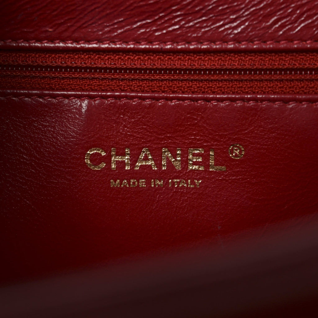 Chanel Caviar Quilted Large Business Affinity Flap Red