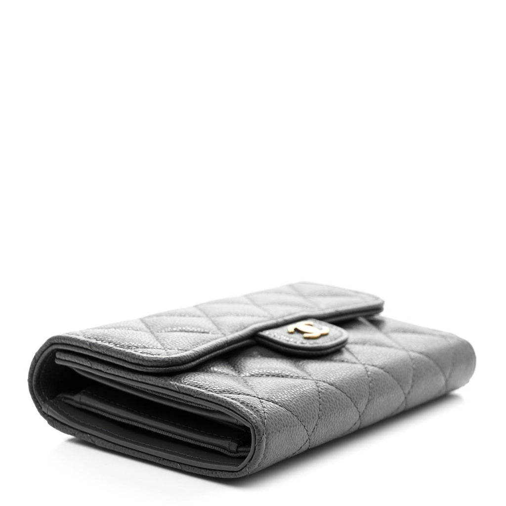 Caviar Quilted Medium Flap Wallet Grey
