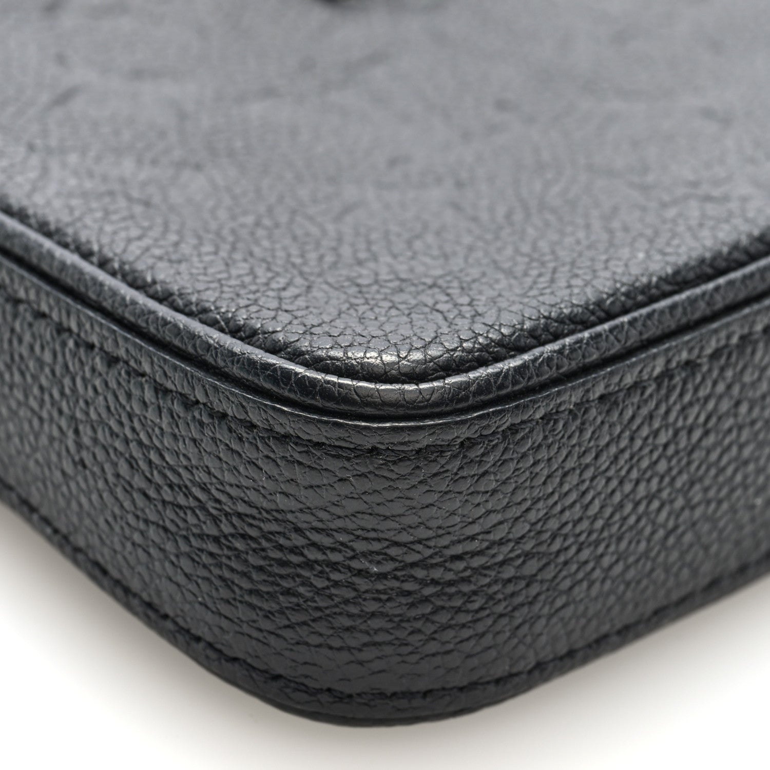 Louis Vuitton Empreinte Easy Pouch On Strap Black