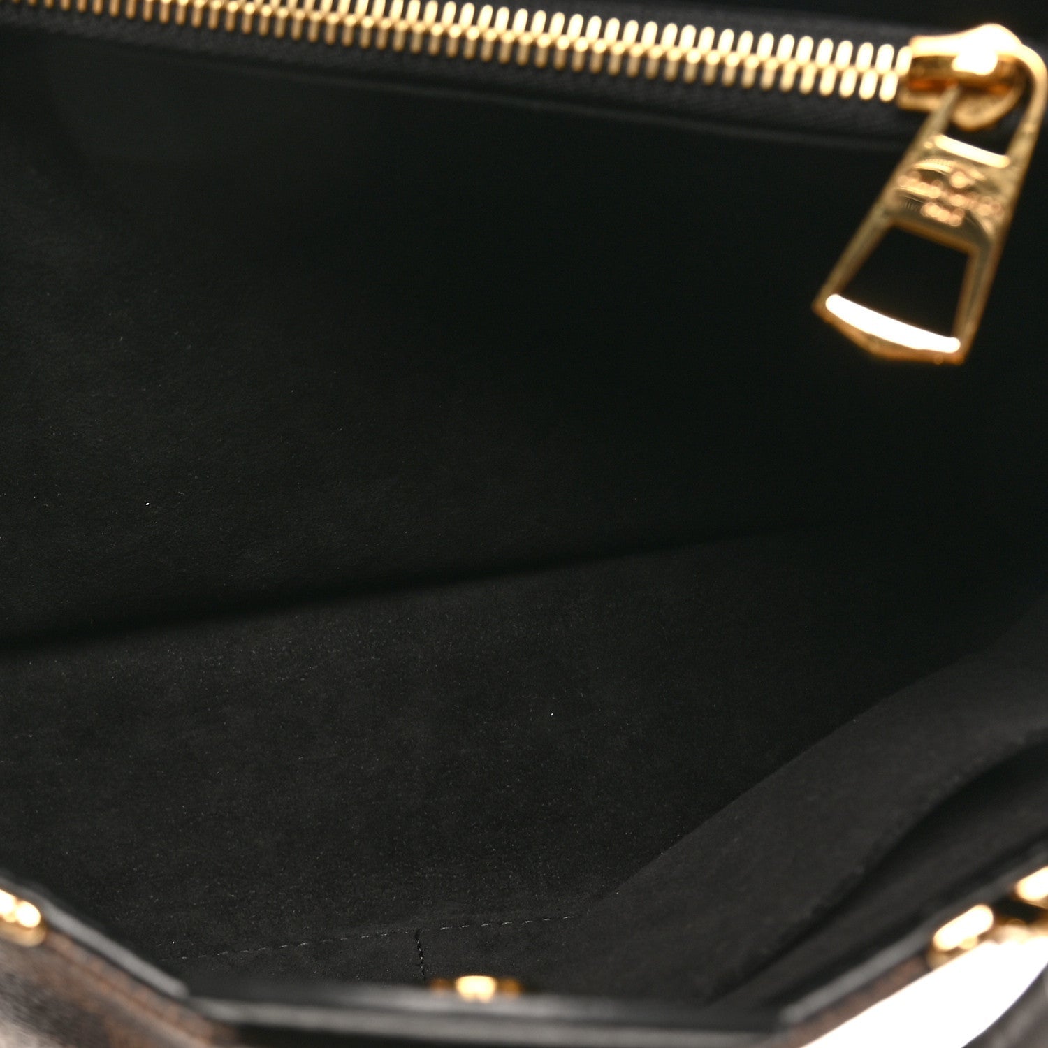 Louis Vuitton Damier Ebene Cuir Taurillon Brittany Black