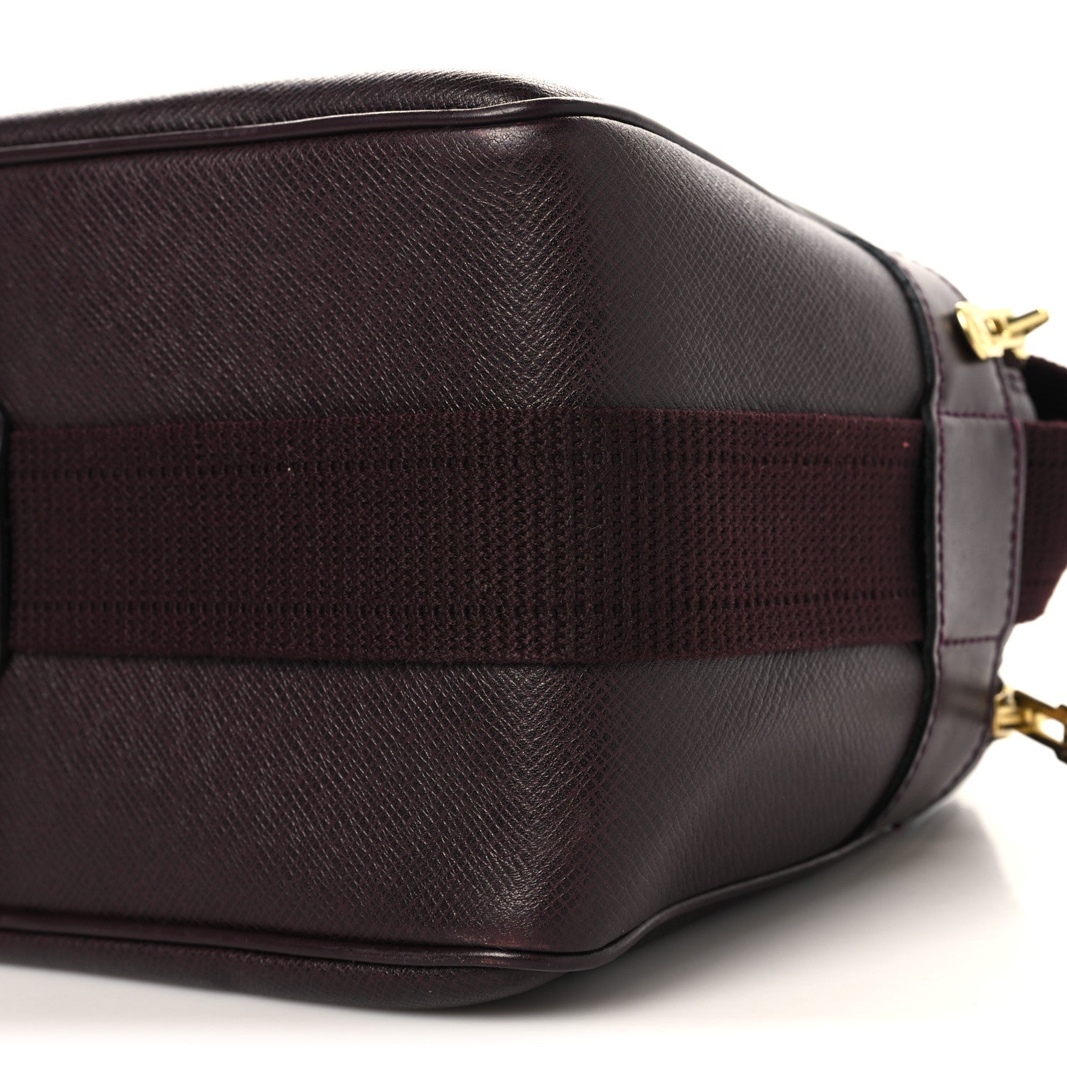 Louis Vuitton Taiga Reporter Messenger Acajou