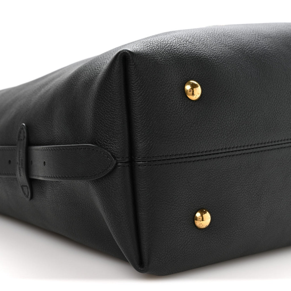 Louis Vuitton Grained Calfskin Low Key Hobo MM Black