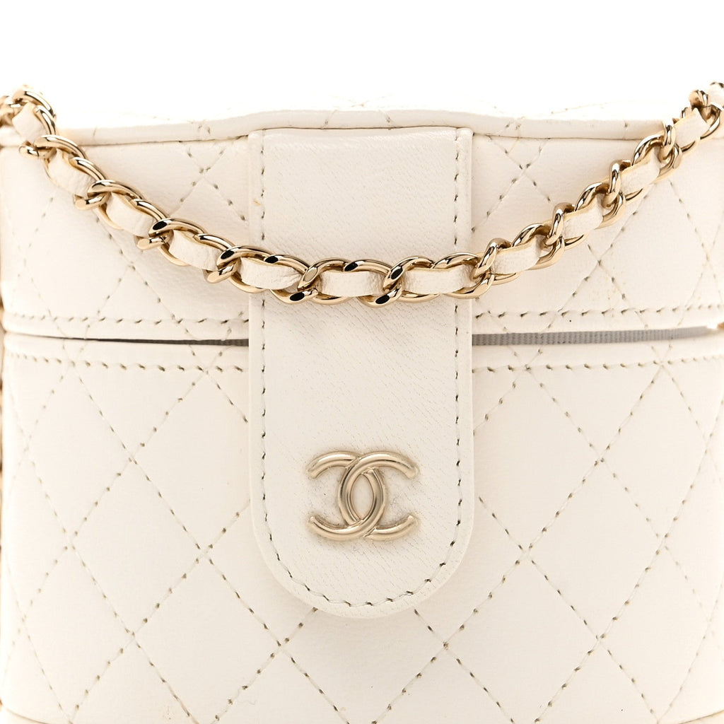 Chanel Lambskin Quilted Round Mini Vanity Case With Chain White