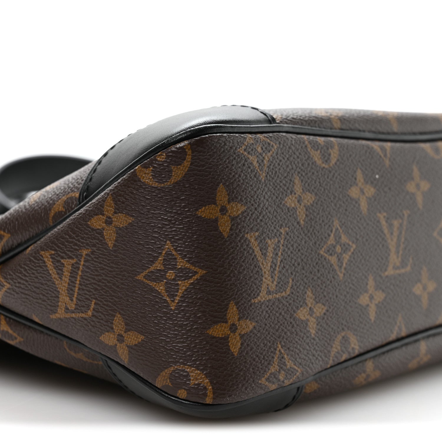 Louis Vuitton Monogram Odeon MM Black