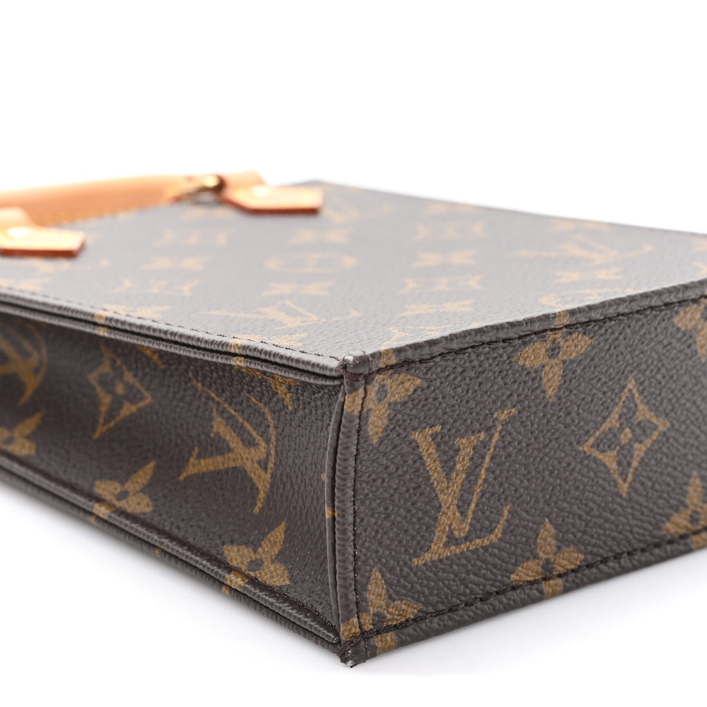 Louis Vuitton Monogram Petit Sac Plat