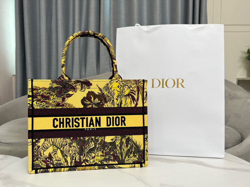 Dior Bags - 352