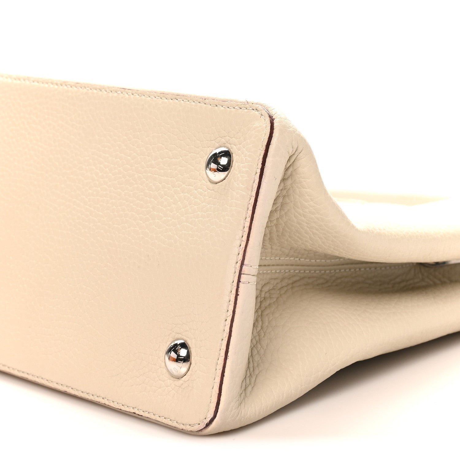Louis Vuitton Taurillon Capucines MM Blanc Casse