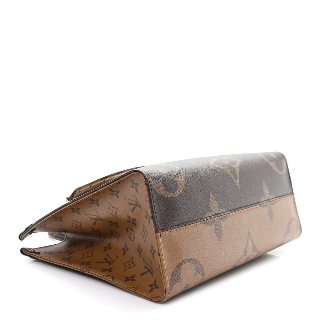 Louis Vuitton Reverse Monogram Giant Onthego MM