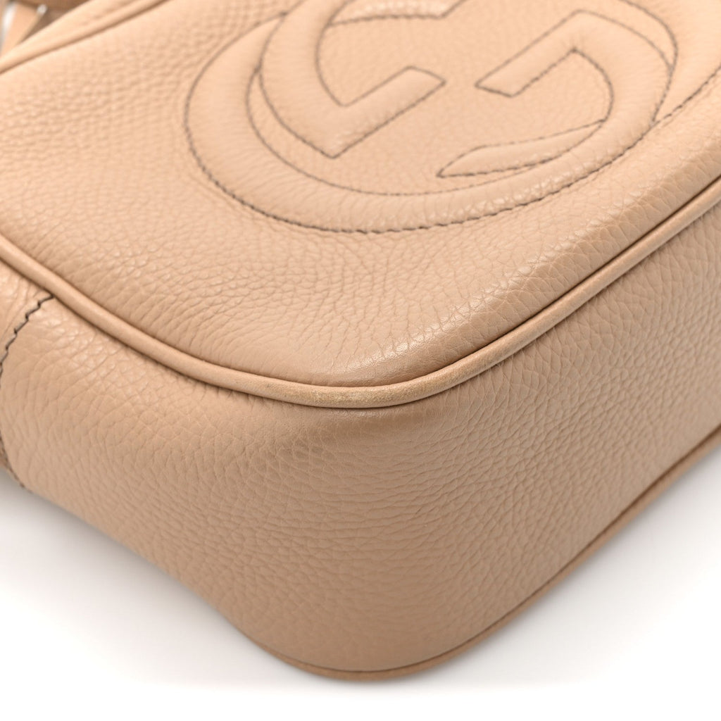 Gucci Pebbled Calfskin Small Soho Disco Bag Rose Beige