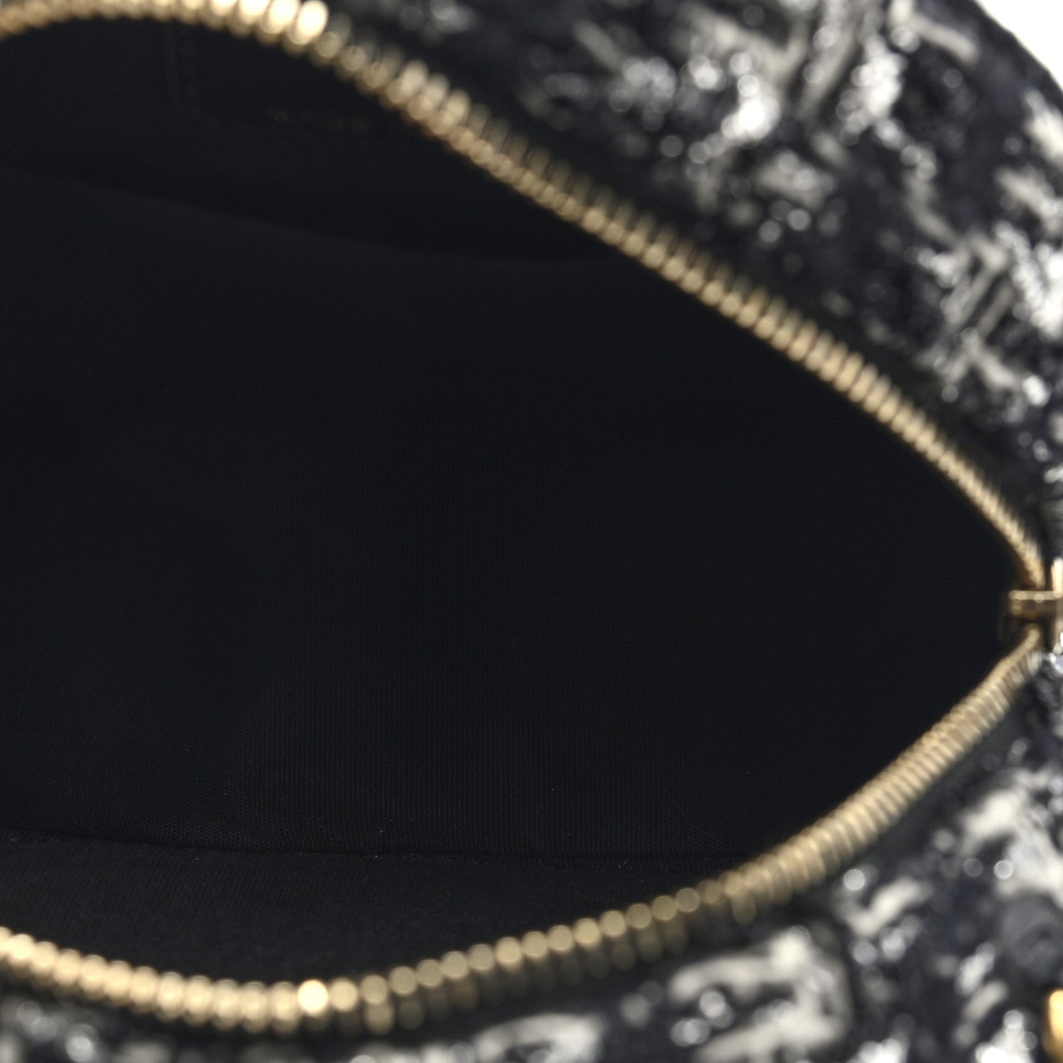 Chanel Tweed Quilted 19 Round Clutch With Chain Black White