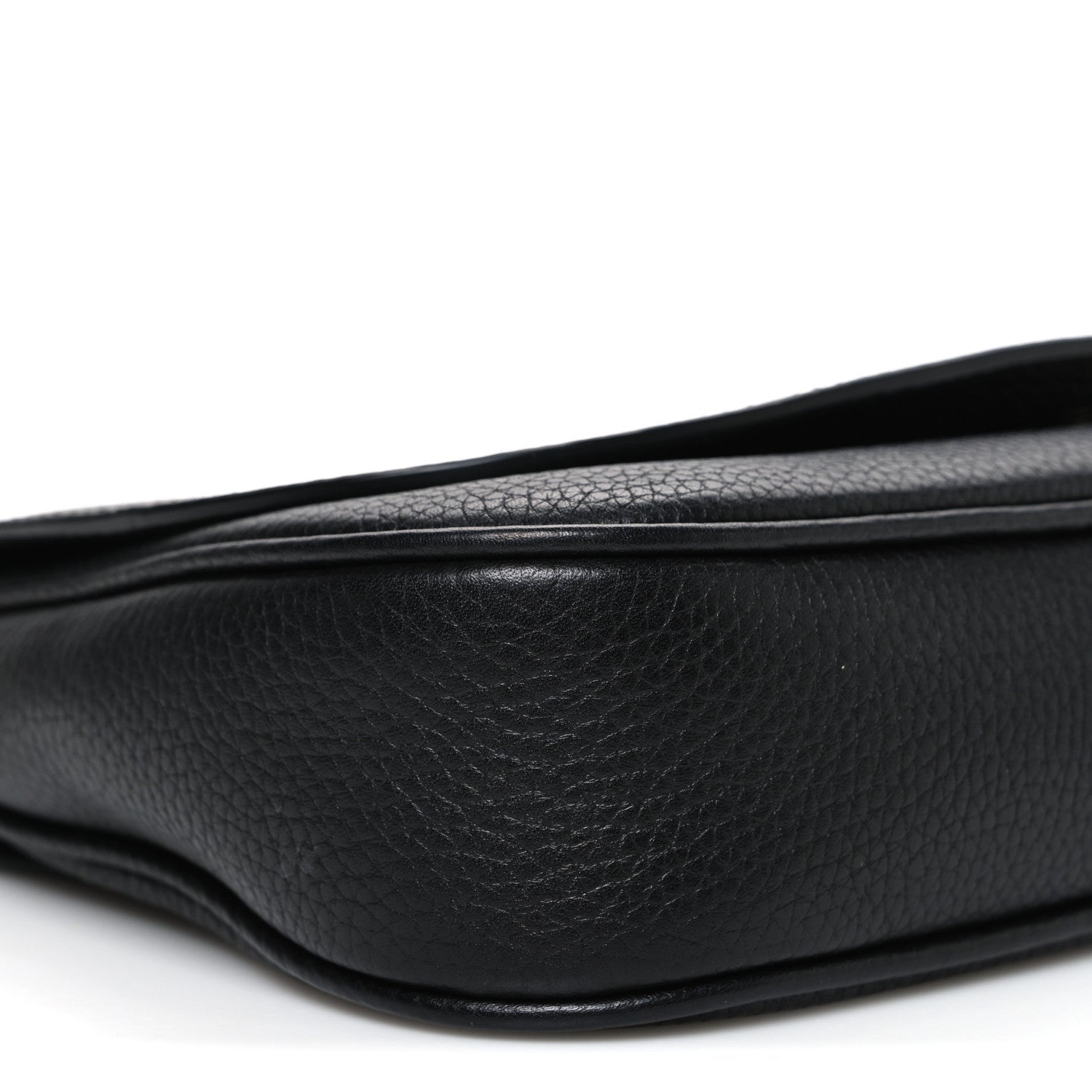 Gucci Pebbled Calfskin Medium Soho Flap Crossbody Black