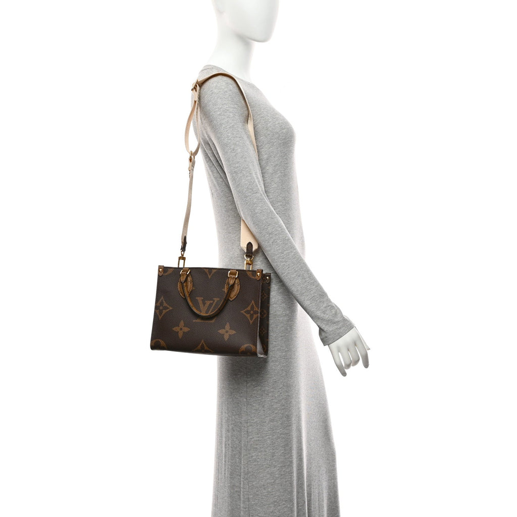 Louis Vuitton Reverse Monogram Giant Onthego PM