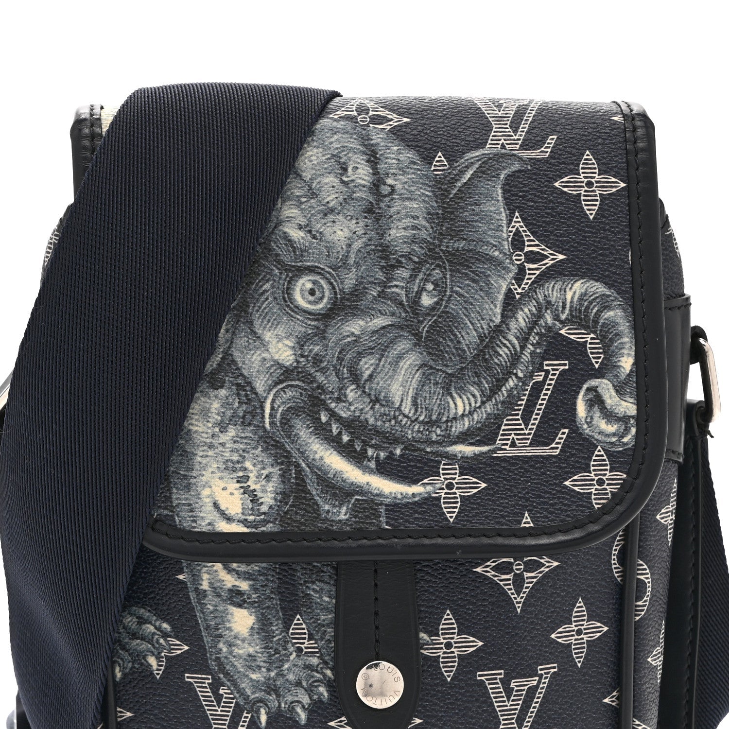 Louis Vuitton Savane Monogram Elephant Chapman Messenger BB Encre