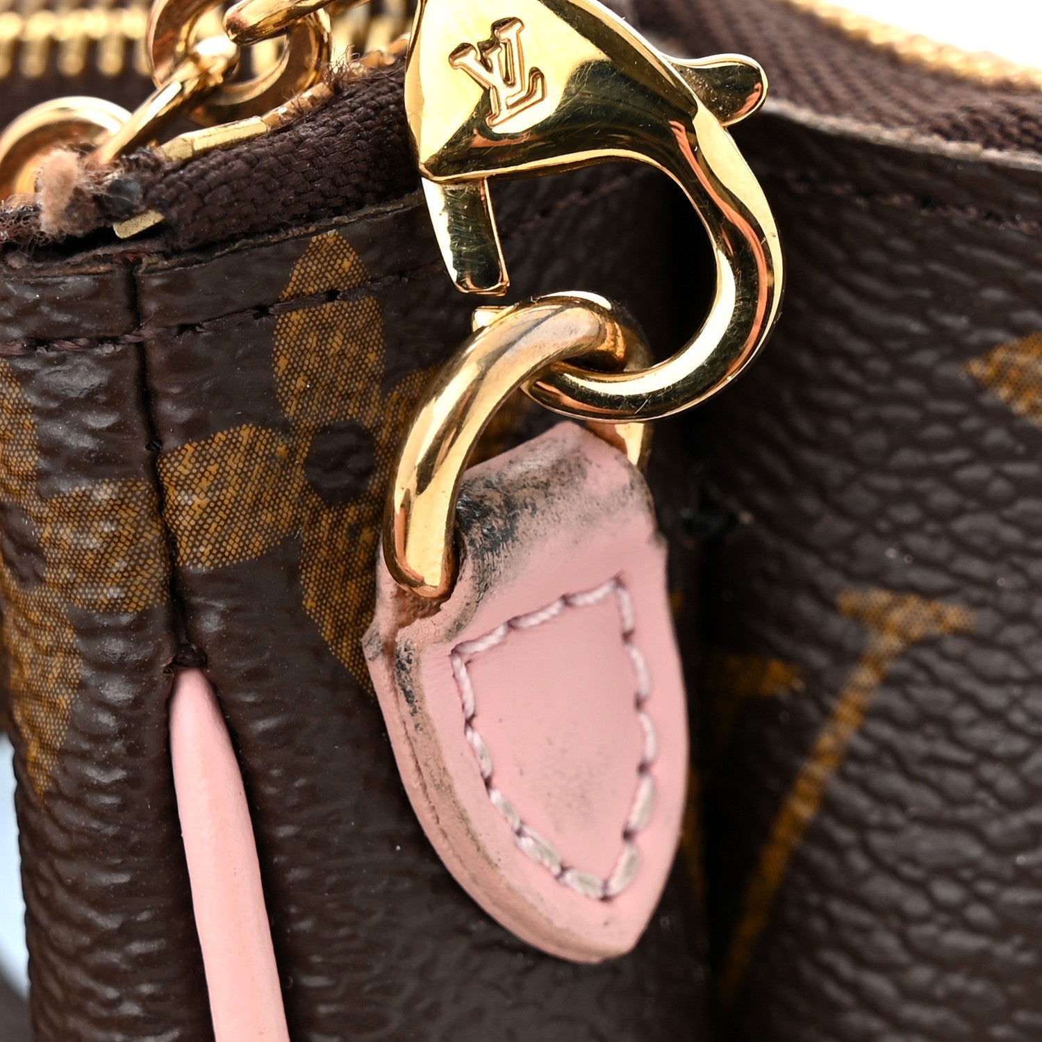 Louis Vuitton Monogram 2020 Christmas Animation Big Wheel Double Zip Pochette Rose Ballerine